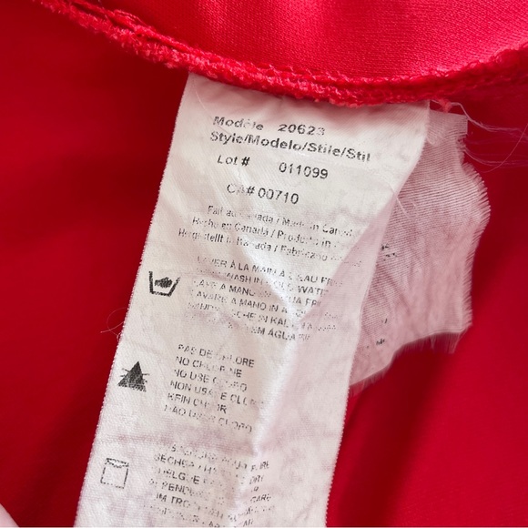 Joseph Ribkoff Style 191196 Ruched zip up jacket
Jacket - Picture 14 of 15